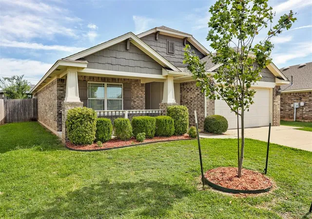3rd image of 2605 Nw 191St St, Edmond, OK 73012 | MLS# 1237534