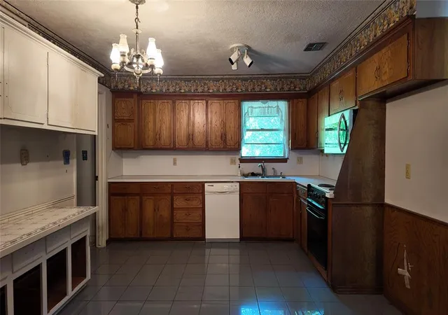 5th image of 2713 Hollywood Ave, Norman, OK 73072 | MLS# 1237546