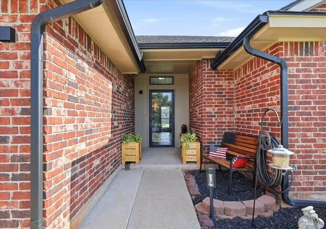 Homes for sale in Norman, OK | 115 Tecumseh Ridge Rd, Norman, OK 73069 | MLS# 1237551