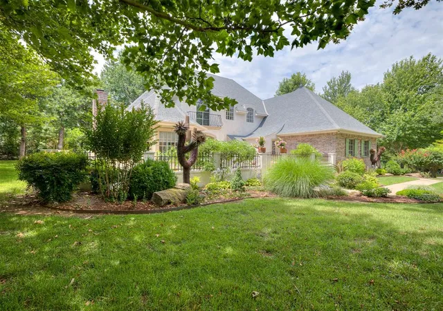 Photo 2 of Single family home for sale at 1514 Duxsford Ct, Edmond, OK 73034 | MLS# 1237561 | Listing updated on 2026-09-05