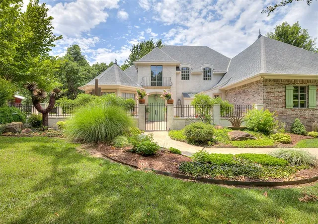 Photo 3 of Single family home for sale at 1514 Duxsford Ct, Edmond, OK 73034 | MLS# 1237561 | Listing updated on 2026-09-05