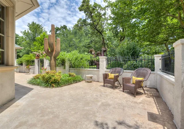 Photo 4 of Single family home for sale at 1514 Duxsford Ct, Edmond, OK 73034 | MLS# 1237561 | Listing updated on 2026-09-05