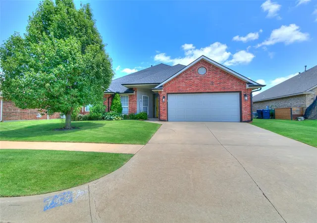 1st image of 748 Caroline Dr, Yukon, OK 73099 | MLS# 1237566