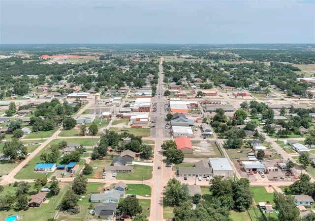 Homes for sale in Blanchard, OK | 309 N Van Buren Ave, Blanchard, OK 73010 | MLS# 1237591