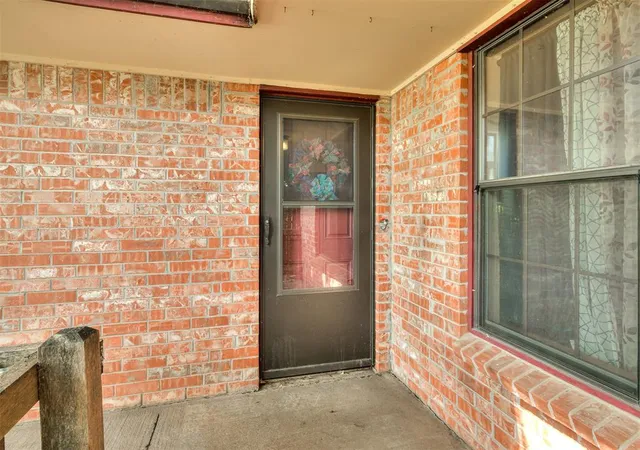 Homes for sale in Blanchard, OK | 309 N Van Buren Ave, Blanchard, OK 73010 | MLS# 1237591