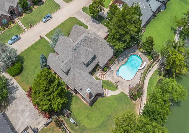 5th image of 4808 South Lake Dr, Norman, OK 73072 | MLS# 1237601