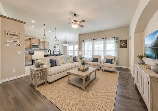 2nd image of 19117 Hecho Dr, Edmond, OK 73012 | MLS# 1237603