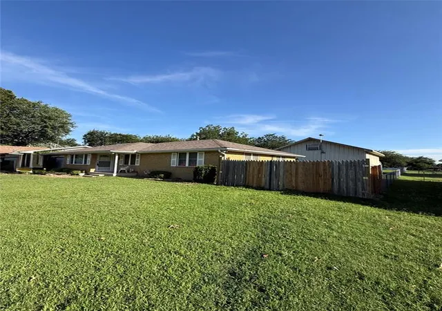 Homes for sale in Spencer, OK | 8713 Ne 25th St, Spencer, OK 73084 | MLS# 1237605