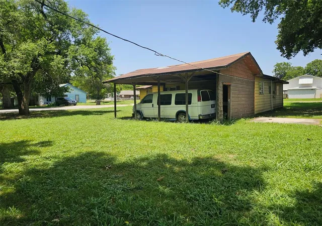 Homes for sale in Sulphur, OK | 1317 W Wapanucka Ave, Sulphur, OK 73086 | MLS# 1237609