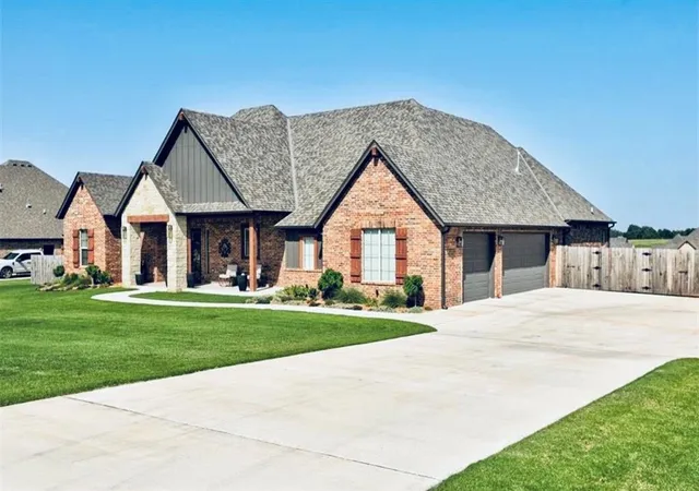 2nd image of 1236 Dorsi Ct, Newcastle, OK 73065 | MLS# 1237616