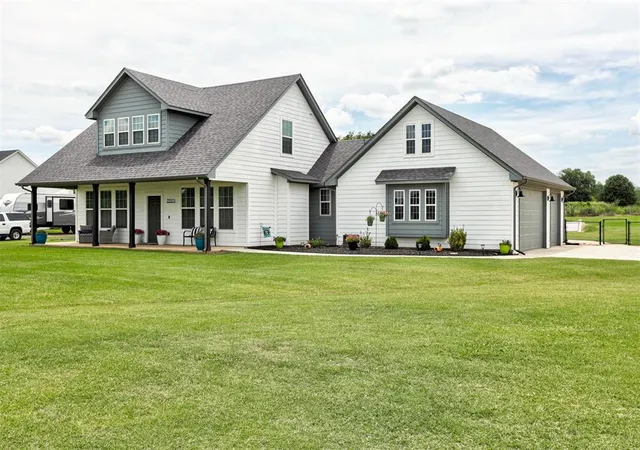 Photo 3 of Single family home for sale at 22575 Ranch Rd, Purcell, OK 73080 | MLS# 1237627 | Listing updated on 2026-08-26