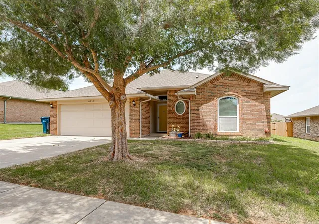 Photo 3 of Single family home for sale at 11233 NW 99th Street, Yukon, OK 73099 | MLS# 1237634 | Listing updated on 2026-08-31