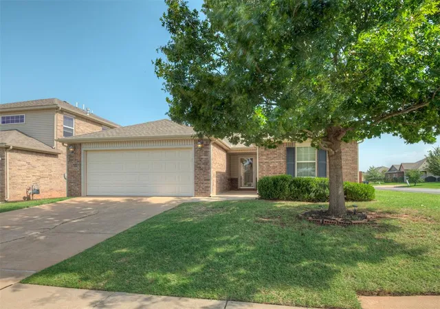 Photo 2 of Single family home for sale at 2401 Nw 194th Street, Edmond, OK 73012 | MLS# 1237645 | Listing updated on 2026-08-14