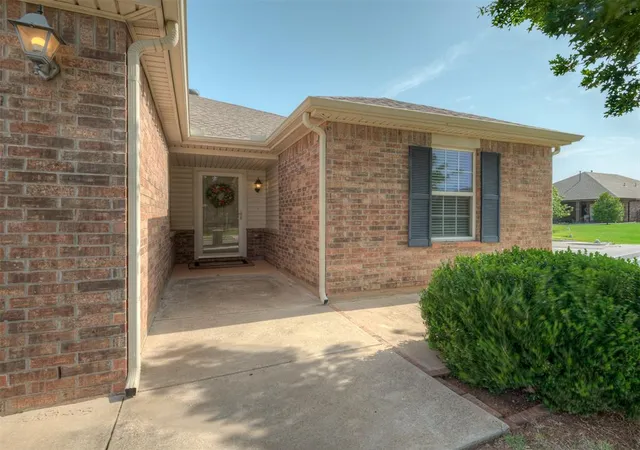 Photo 4 of Single family home for sale at 2401 NW 194th Street, Edmond, OK 73012 | MLS# 1237645 | Listing updated on 2026-08-14