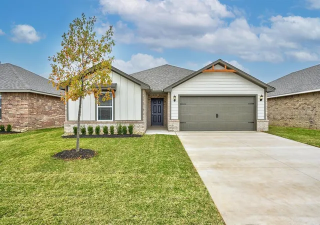 1st image of 1904 Palmatum Rd, El Reno, OK 73036 | MLS# 1237651