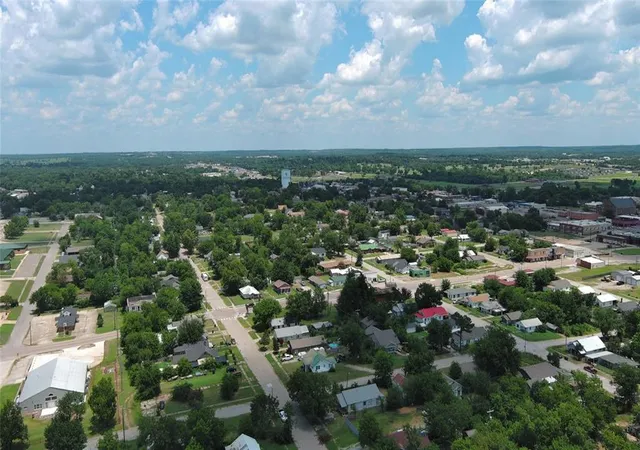 Homes for sale in Seminole, OK | 40 Jefferson St, Seminole, OK 74868 | MLS# 1237652