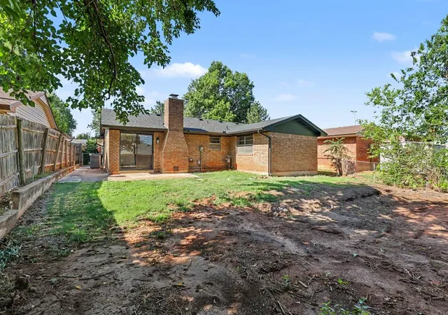 Homes for sale in Oklahoma City, OK | 5829 Norman Rd, Oklahoma City, OK 73122 | MLS# 1237665