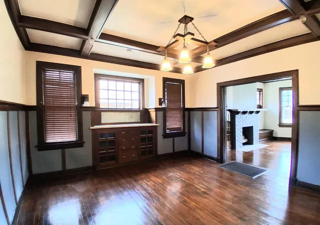 Photo 4 of Sale Pending at 1124 N Bdwy, Shawnee, OK 74801 | MLS# 1237668 | Listing updated on 2026-08-17