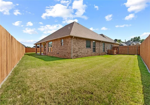 40th image of 1304 Crimson Dr, Weatherford, OK 73096 | MLS# 1237669