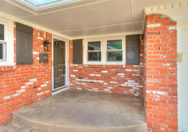 Photo 3 of Single family home for sale at 2712 Abbey Rd, Oklahoma City, OK 73120 | MLS# 1237675 | Listing updated on 2026-08-05