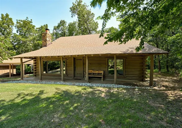 Photo 2 of Single family home for sale at 13200 Anita Ln, Edmond, OK 73034 | MLS# 1237684 | Listing updated on 2026-07-03