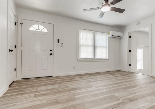 2nd image of 505 Nw 91st St, Oklahoma City, OK 73114 | MLS# 1237689