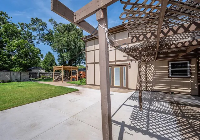 Photo 4 of Single family home for sale at 1105 SW 63rd Street, Oklahoma City, OK 73139 | MLS# 1237694 | Listing updated on 2026-09-06