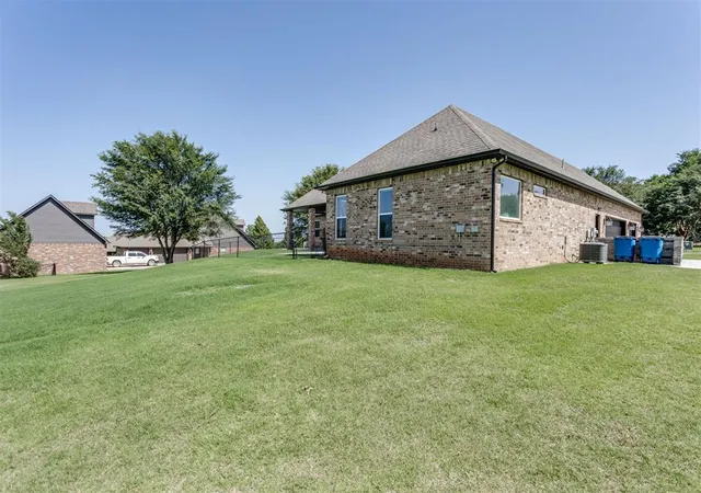 Homes for sale in Newcastle, OK | 2101 Nw 36th St, Newcastle, OK 73065 | MLS# 1237701