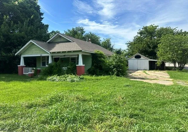 Homes for sale in Norman, OK | 501 W Acres St, Norman, OK 73069 | MLS# 1237702