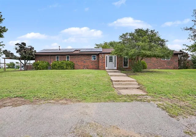 Photo 1 of Sale Pending at 116 N Poplar Ave, Erick, OK 73645 | MLS# 1237703 | Listing updated on 2026-09-30