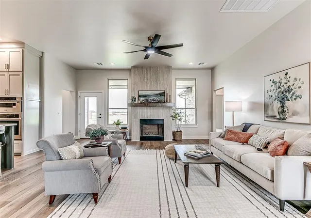 Photo 4 of Single family home for sale at 29747 Jade St, Cashion, OK 73016 | MLS# 1237711 | Listing updated on 2026-09-12