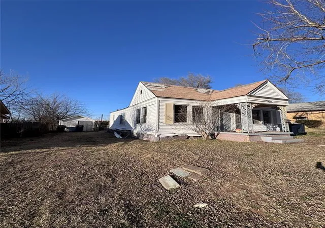 Homes for sale in Oklahoma City, OK | 1429 Sw 30th St, Oklahoma City, OK 73119 | MLS# 1237723
