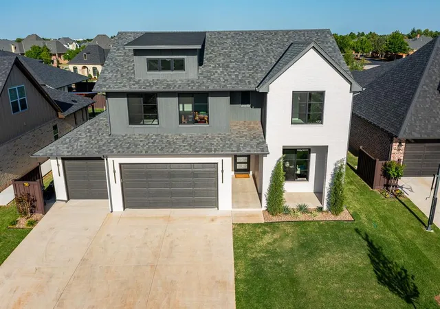 Homes for sale in Oklahoma City, OK | 12804 Cobblestone Curve Rd, Oklahoma City, OK 73142 | MLS# 1237724