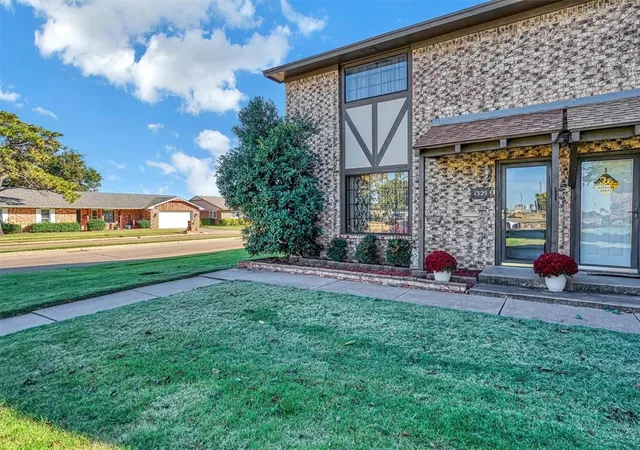 Homes for sale in Altus, OK | 1325 Canterbury Blvd, Altus, OK 73521 | MLS# 1237727