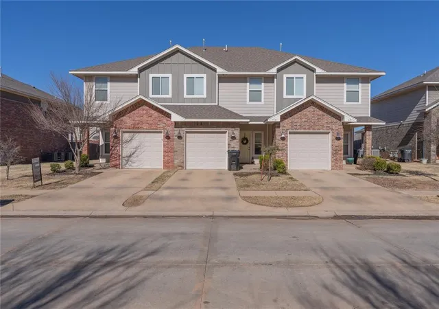 Photo 3 of Triplex at 779 SW 14th Street, Moore, OK 73160 | MLS# 1237733 | | Sold on 2026-08-17