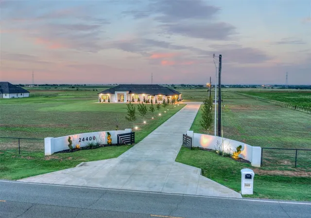 4th image of 24400 N Council Rd, Edmond, OK 73025 | MLS# 1237744