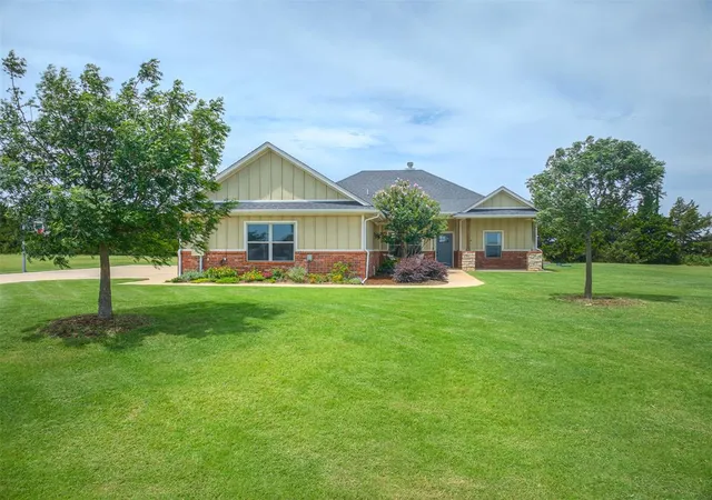 1st image of 25380 Peridot Pl, Cashion, OK 73016 | MLS# 1237754