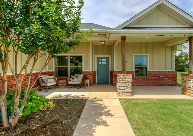 5th image of 25380 Peridot Pl, Cashion, OK 73016 | MLS# 1237754