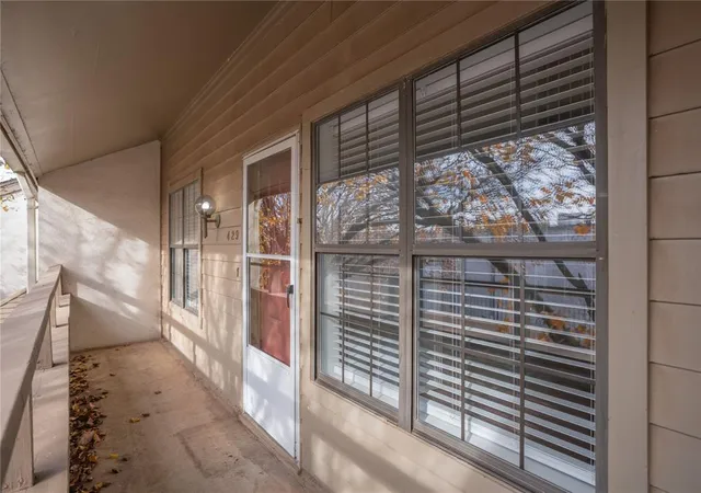 Homes for sale in Oklahoma City, OK | 11120 Stratford Drive, Oklahoma City, OK 73120 | Houzeo