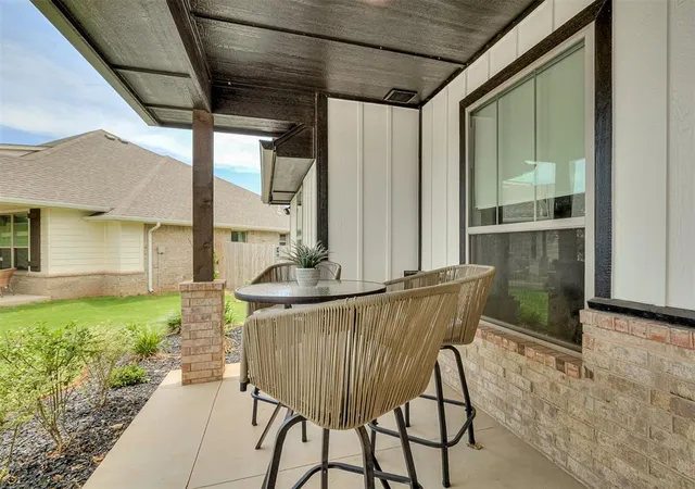 Homes for sale in Moore, OK | 3405 Broadmoore Dr, Moore, OK 73160 | MLS# 1237780