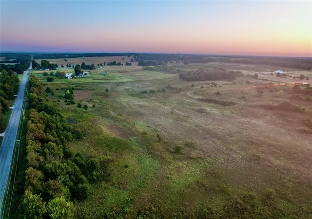 5th image of 0002 N Peebly Rd, Harrah, OK 73045 | MLS# 1237786