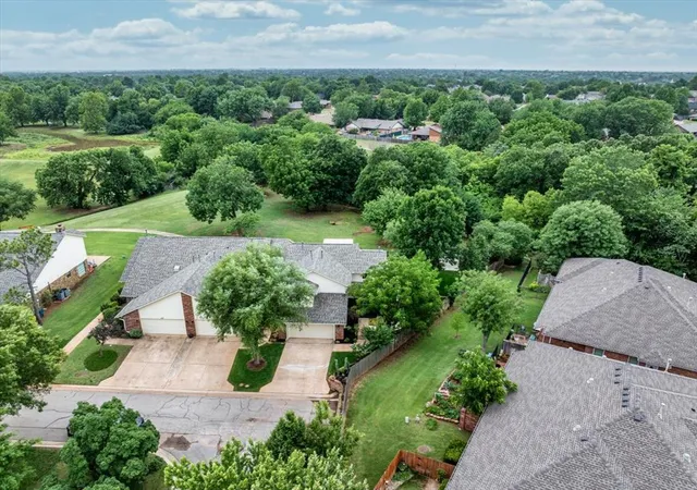 42nd image of 529 Doe Trl, Edmond, OK 73012 | MLS# 1237787