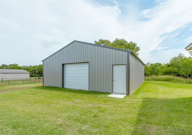Photo 3 of Single family home for sale at 10016 Gentry Xing, Oklahoma City, OK 73169 | MLS# 1237792 | Listing updated on 2026-09-08