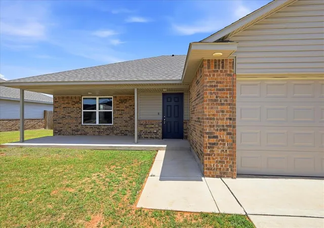 Homes for sale in Mustang, OK | 1012 S Blackjack Ln, Mustang, OK 73064 | MLS# 1237814