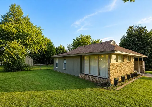 Homes for sale in Ardmore, OK | 1706 Broadway Pl, Ardmore, OK 73401 | MLS# 1237816