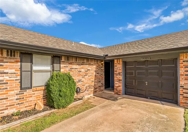 Homes for sale in Choctaw, OK | 14205 Ne 4Th St, Choctaw, OK 73020 | MLS# 1237818