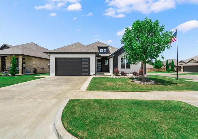 Photo 1 of Single family home for sale at 6301 Nw 159th Street, Edmond, OK 73013 | MLS# 1237830 | Listing updated on 2026-09-19