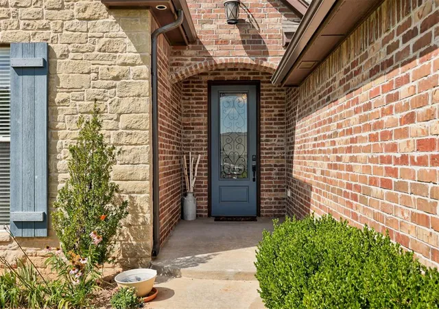 Photo 3 of Single family home for sale at 3903 Catalina Ct, Norman, OK 73072 | MLS# 1237832 | Listing updated on 2026-10-07