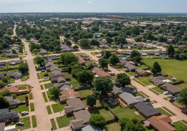 Homes for sale in Mustang, OK | 740 W Elder Dr, Mustang, OK 73064 | MLS# 1237834