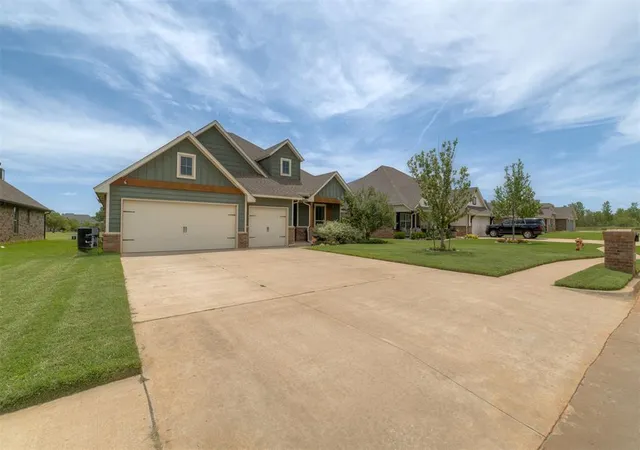 Homes for sale in Mustang, OK | 1216 N Beale Ter, Mustang, OK 73064 | MLS# 1237850